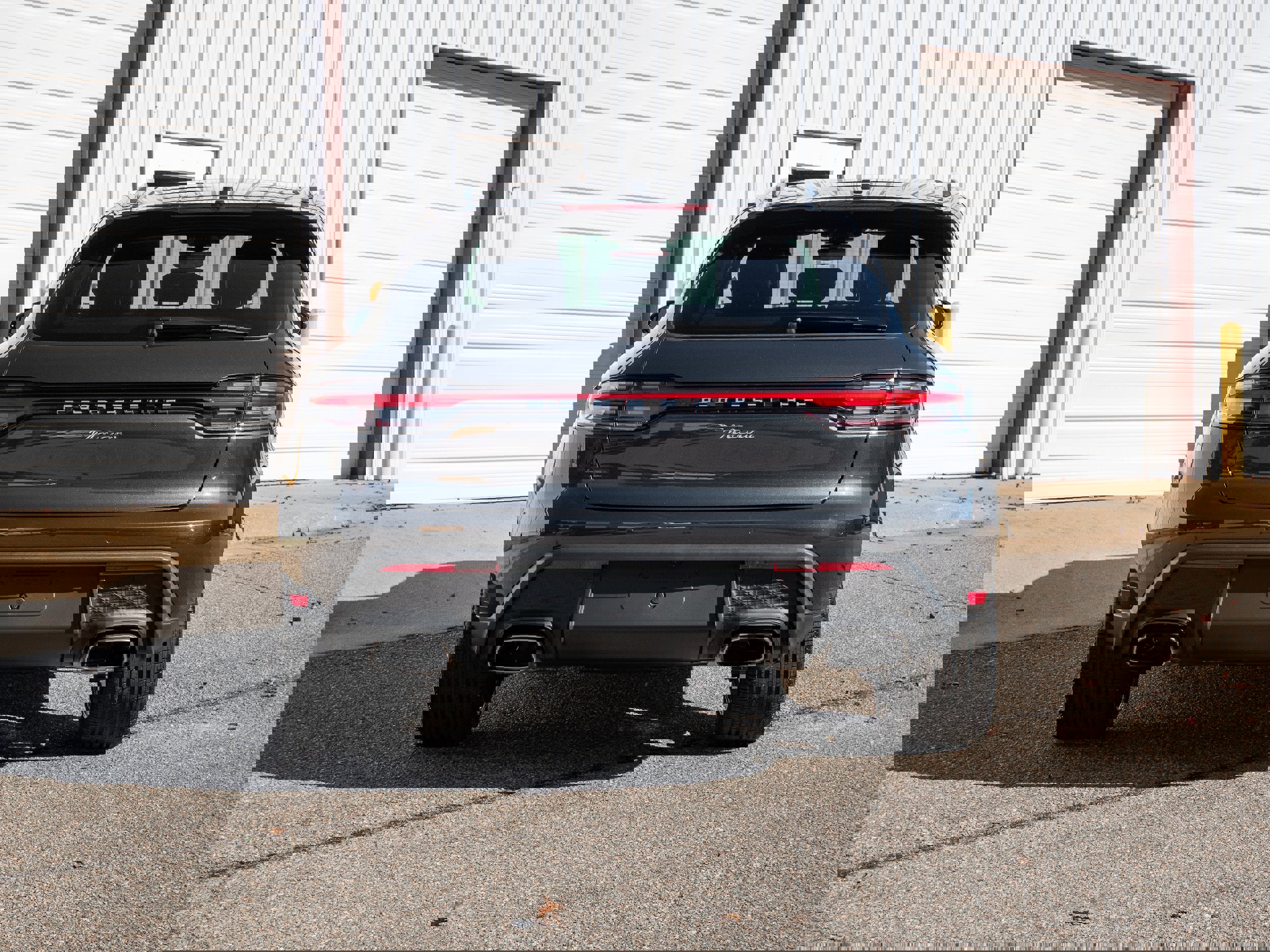 New 2026 Porsche Macan image 6