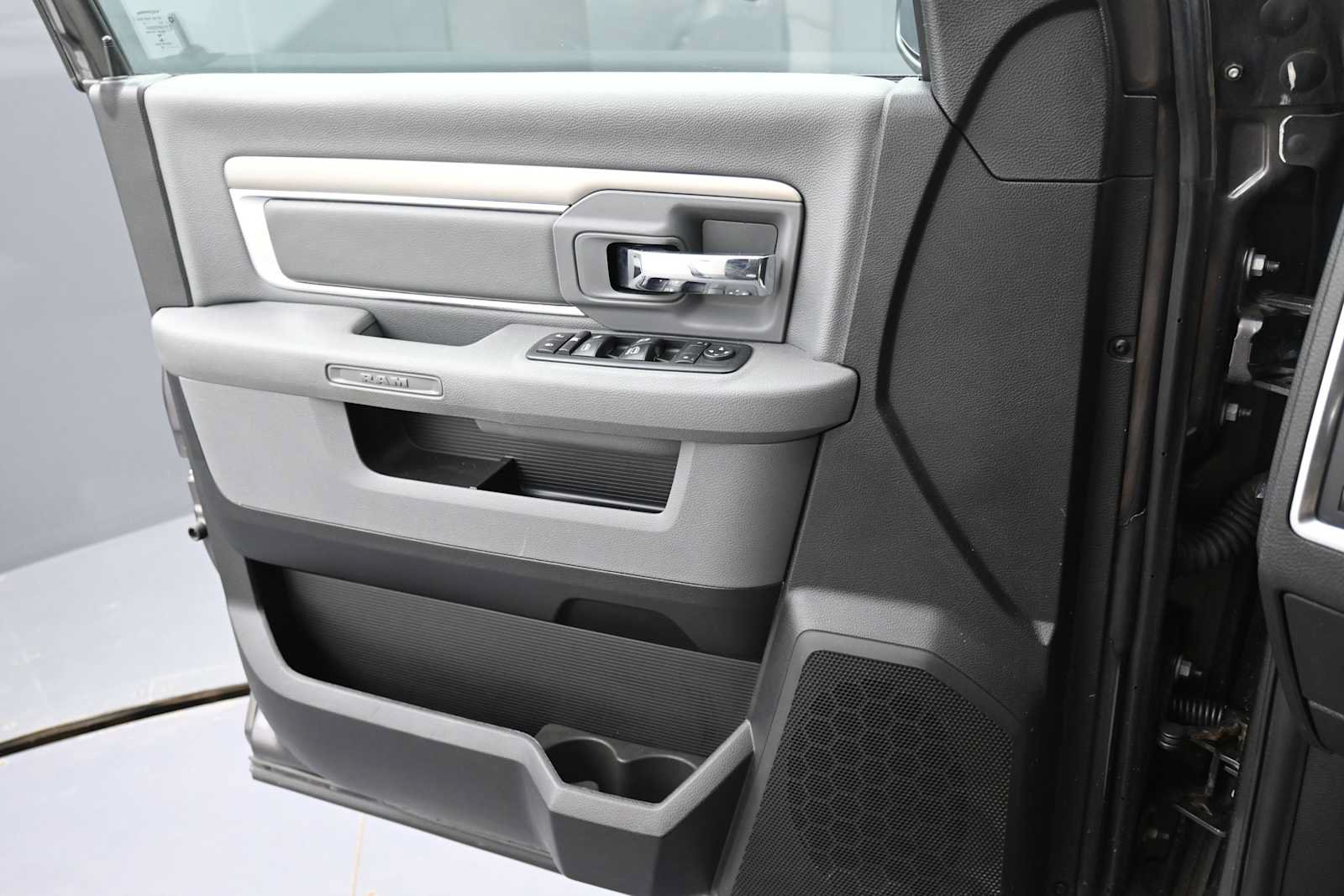 Used 2020 RAM 1500 Warlock w/ Electronics Group AWD/4WD image 11