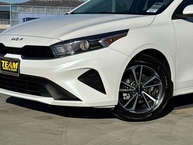 Used 2023 Kia Forte LXS image 3