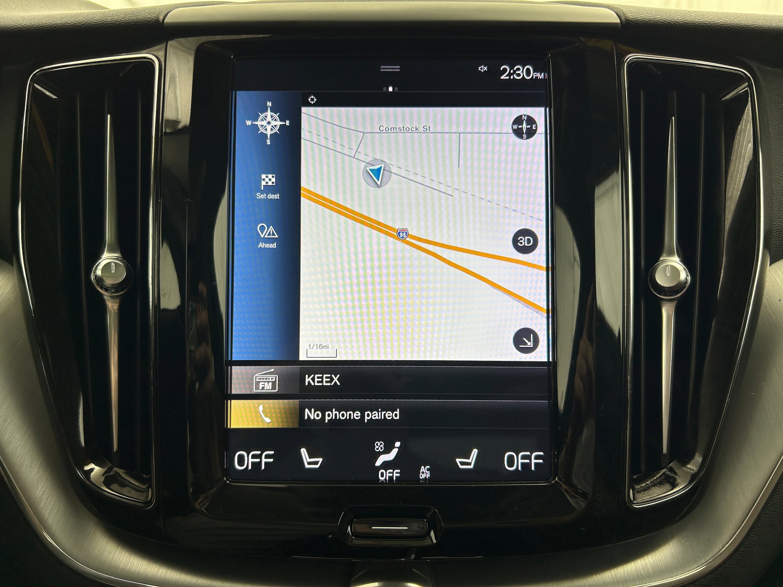Used 2018 Volvo XC60 T6 Momentum w/ Advanced Package AWD/4WD image 5