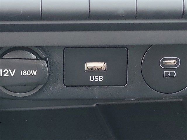 New 2025 Hyundai Elantra Sport image 13