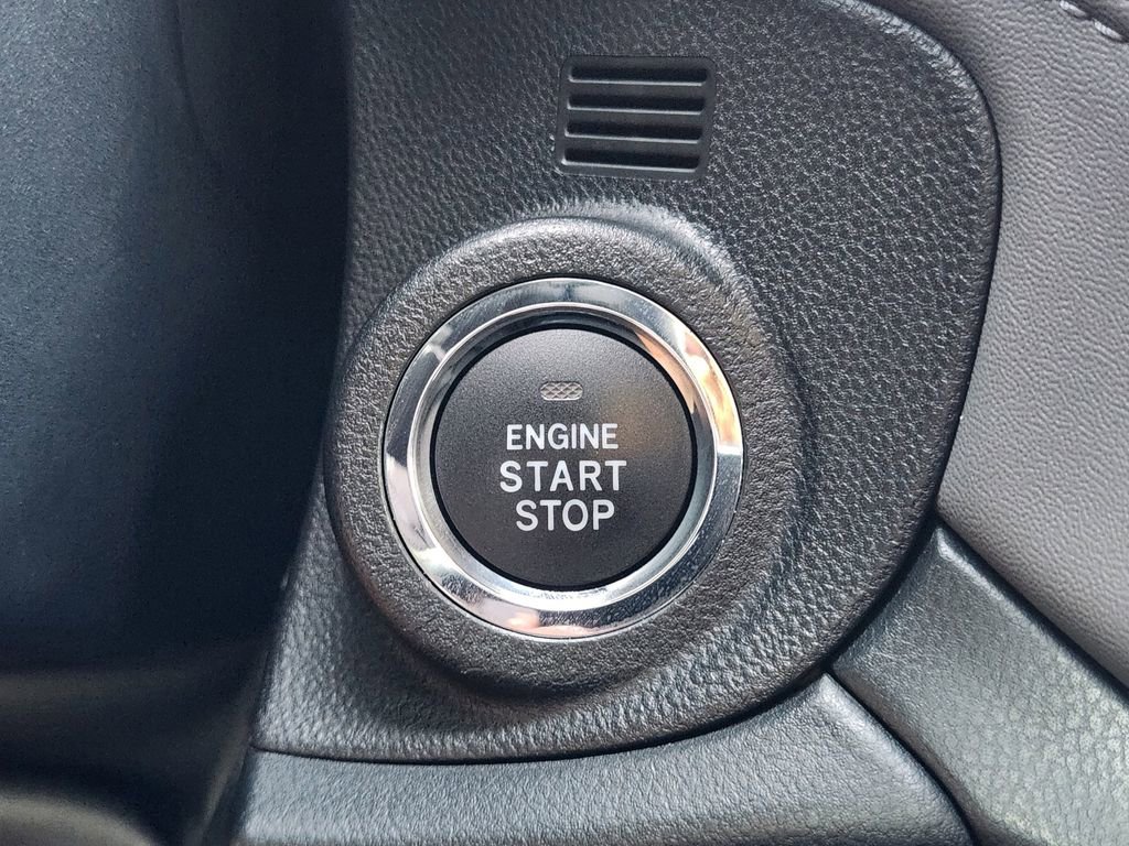 Used 2025 Subaru Outback Onyx Edition image 21