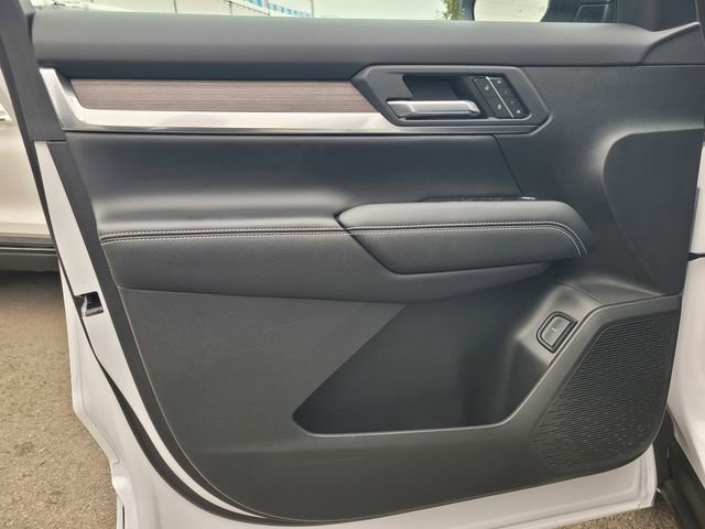 Used 2026 GMC Terrain Denali w/ LPO, Floor Liner Package image 16