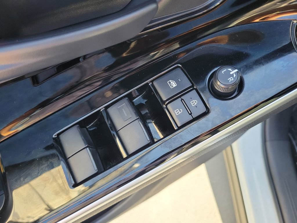 Used 2024 Toyota bZ4X XLE w/ Weather Package image 26