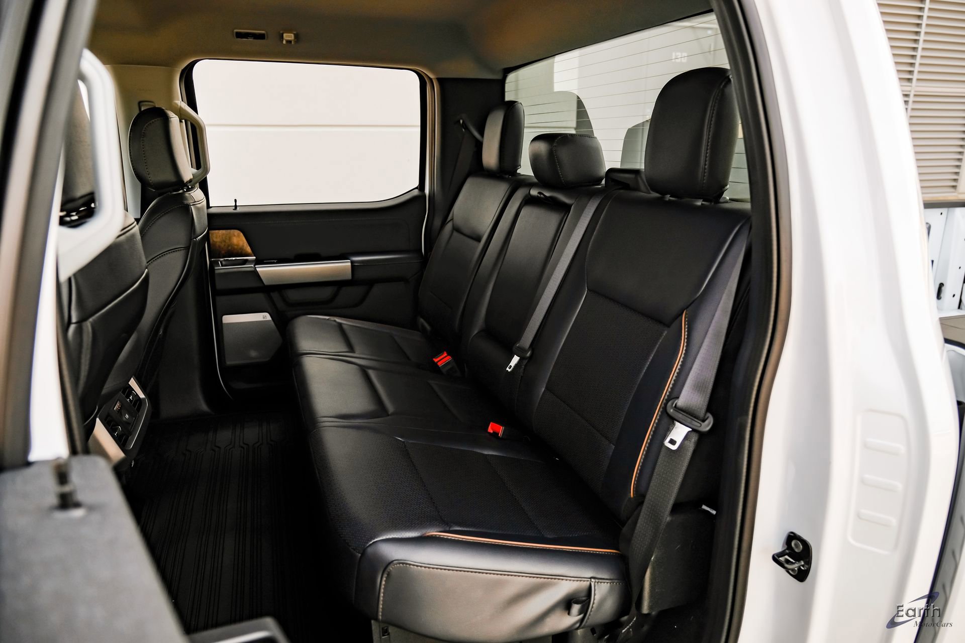 Used 2026 Ford F450 Lariat w/ FX4 Off-Road Package image 97