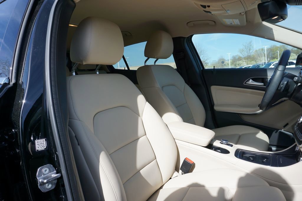 Used 2019 Mercedes-Benz GLA 250 4MATIC image 31