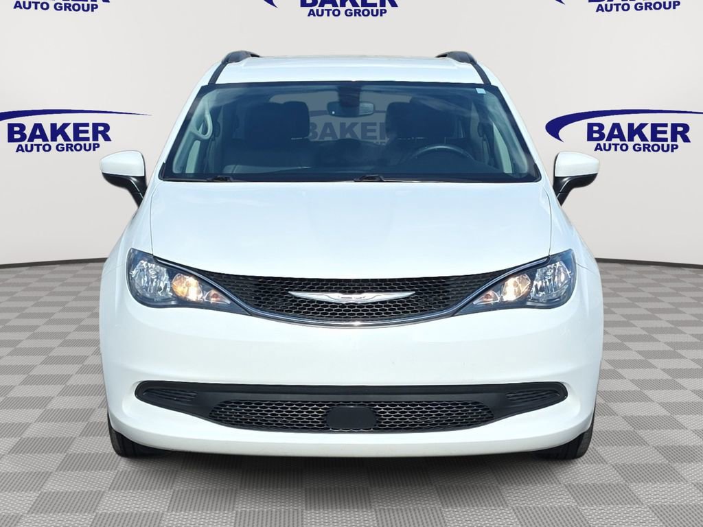 Used 2021 Chrysler Voyager Lxi image 5