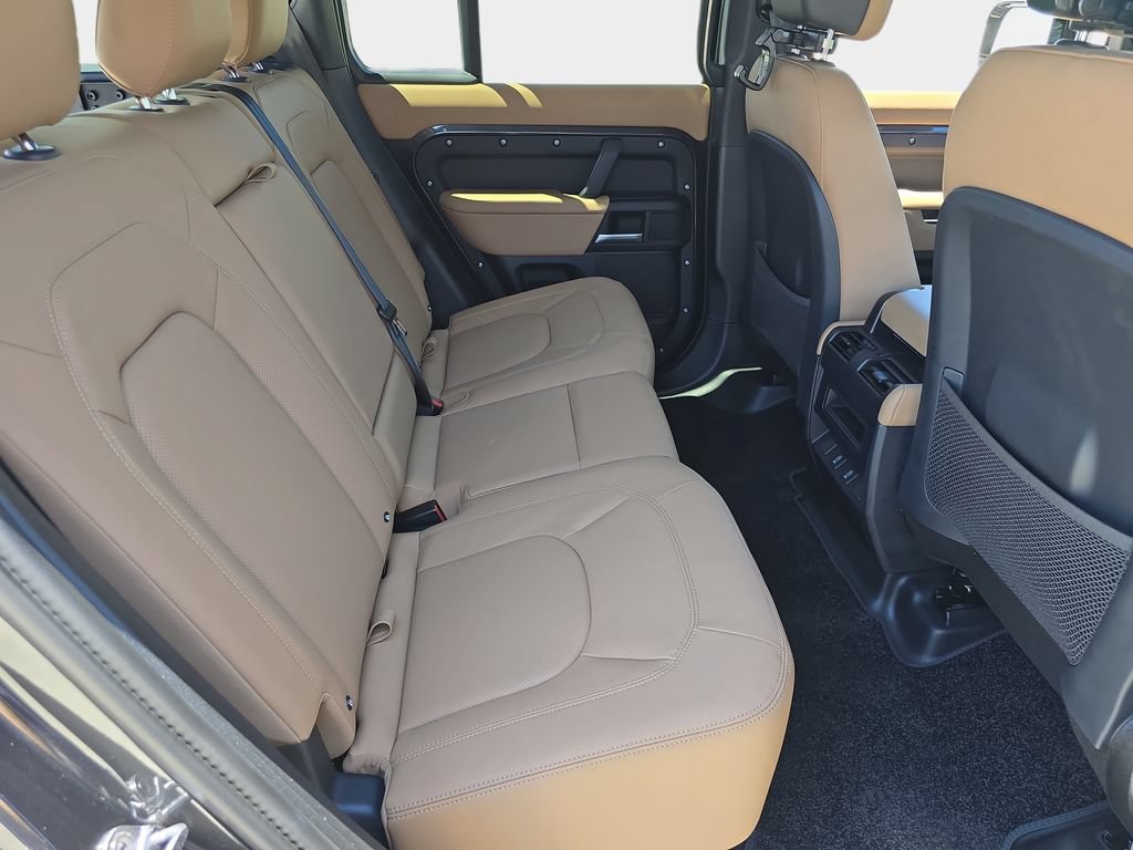 New 2026 Land Rover Defender 110 S AWD/4WD image 11
