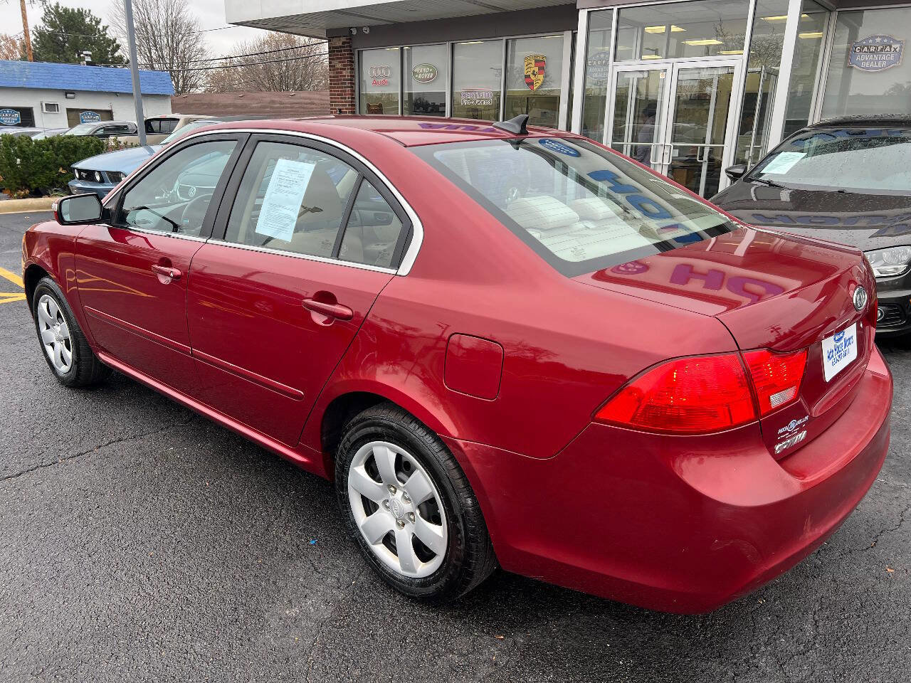 Used 2010 Kia Optima LX image 12