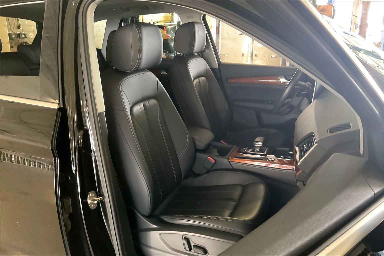 Used 2023 Audi Q5 2.0T Premium Plus AWD/4WD image 8