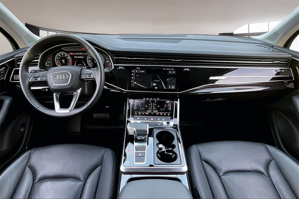 Used 2023 Audi Q7 3.0T Premium Plus image 15