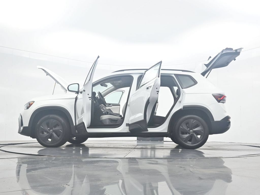 Used 2025 Volkswagen Taos S FWD image 43