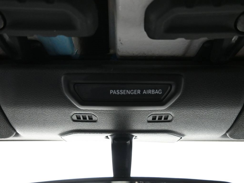 Used 2021 Jeep Wrangler Unlimited Sahara w/ Safety Group image 19