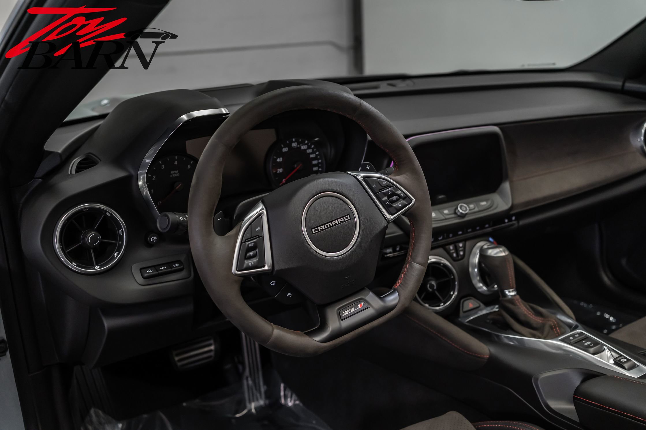 Used 2018 Chevrolet Camaro ZL1 image 37