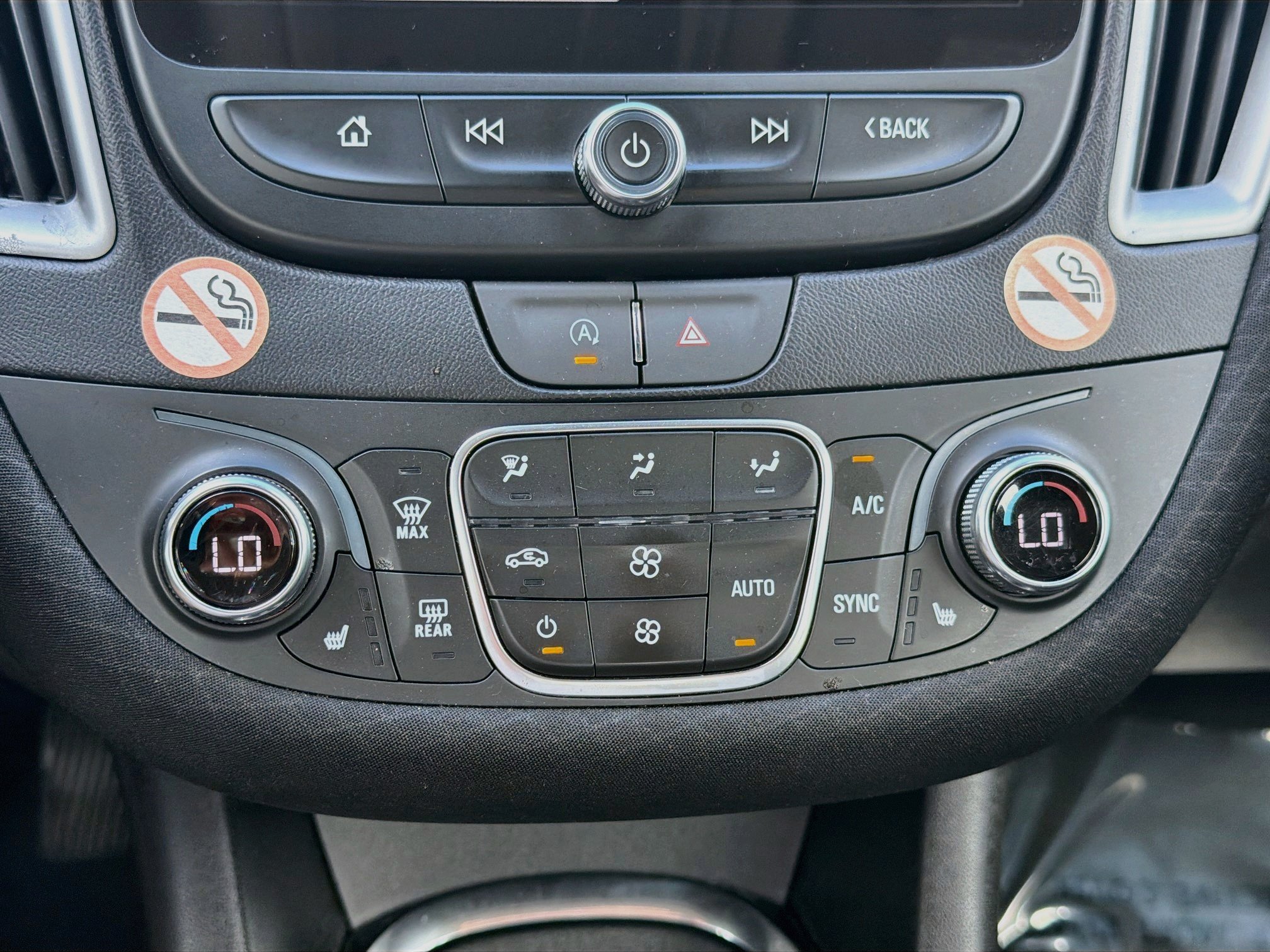Used 2024 Chevrolet Malibu LT FWD image 33