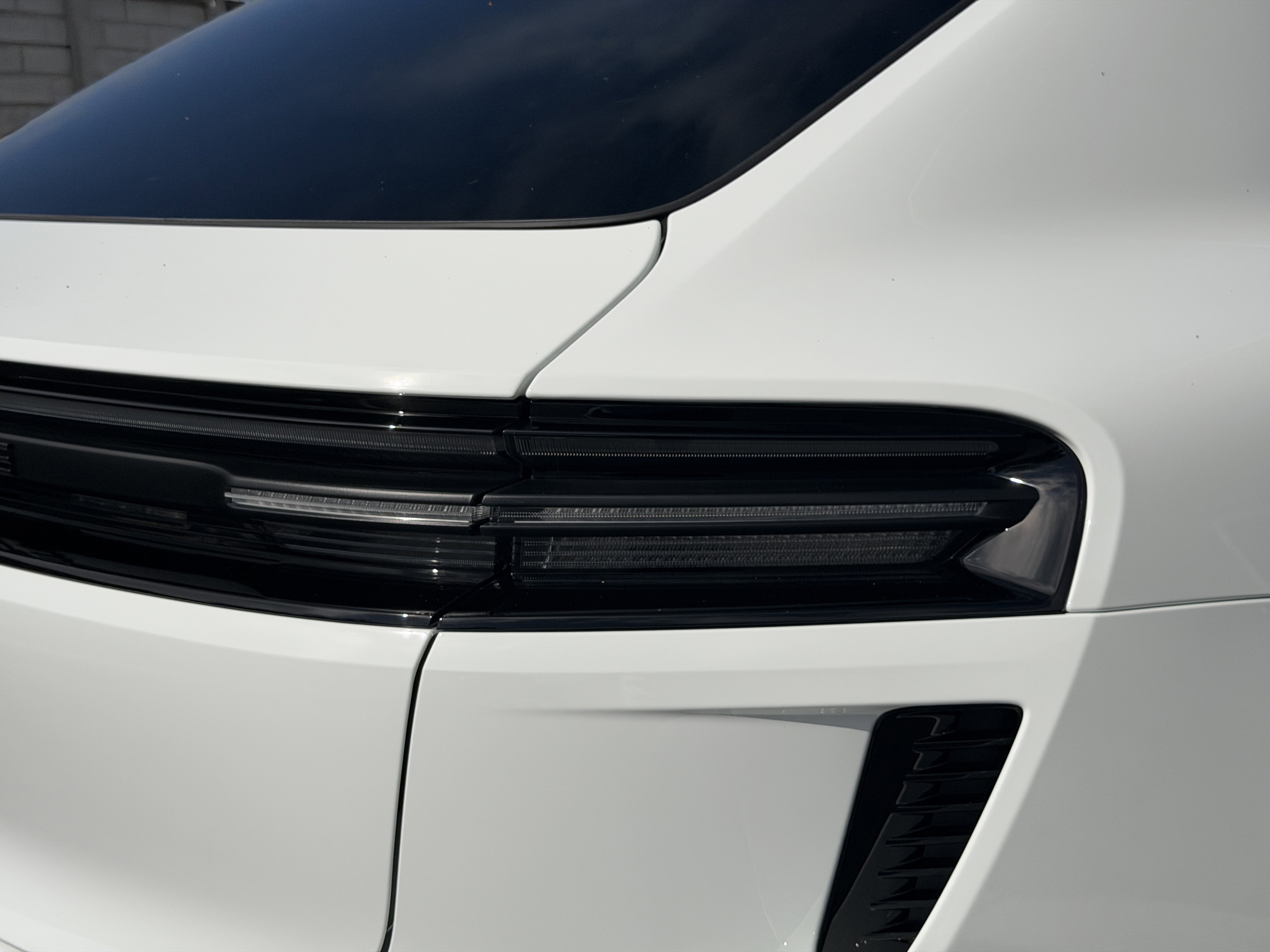 New 2026 Porsche Macan Turbo Electric image 13