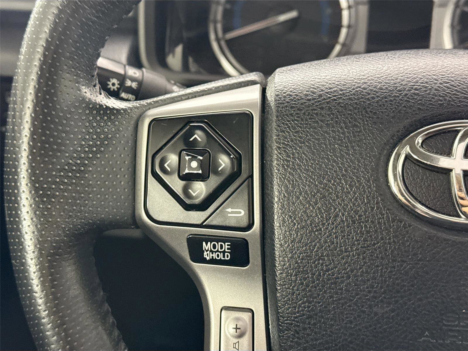 Used 2016 Toyota 4Runner Limited image 18