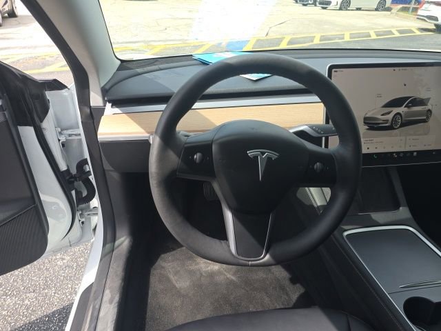 Used 2023 Tesla Model 3 Standard Range RWD image 17