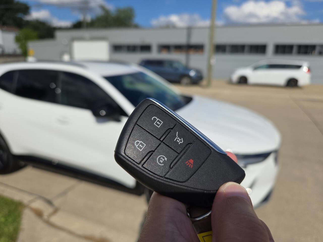 Used 2023 Buick Envision Preferred image 39