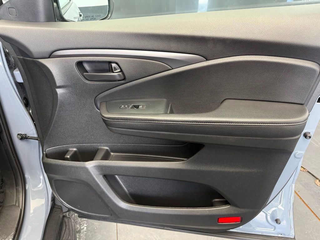 Used 2023 Honda Passport EX-L image 47