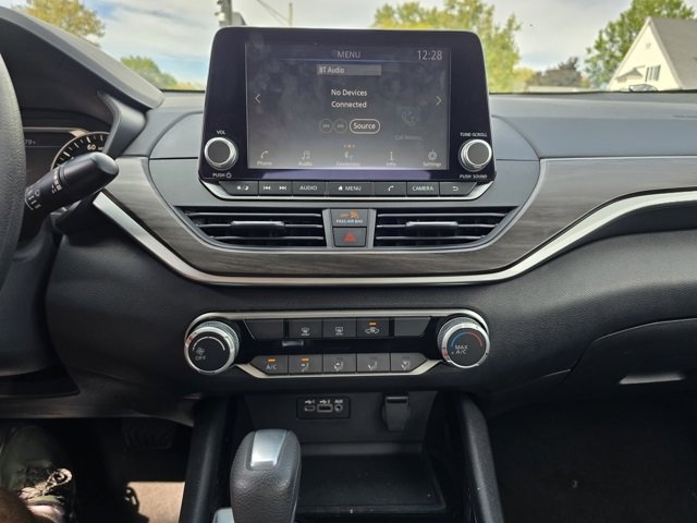 Used 2024 Nissan Altima 2.5 SV image 33