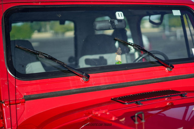 Used 1991 Jeep Wrangler Renegade AWD/4WD image 92