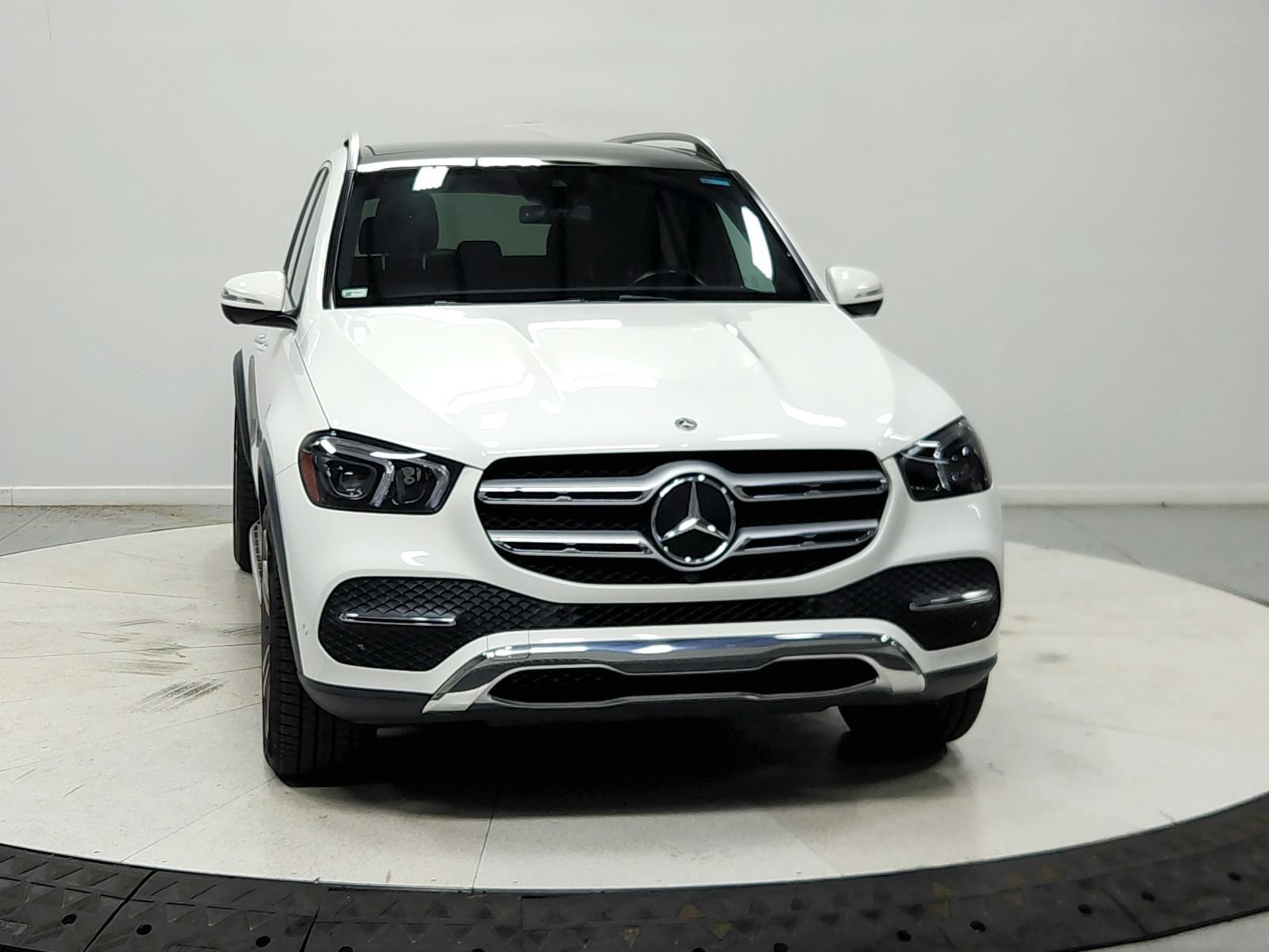 Used 2022 Mercedes-Benz GLE 350 image 3