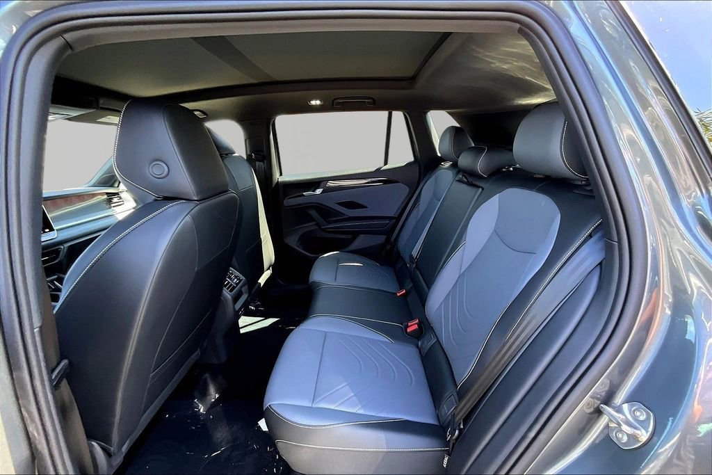 New 2026 Volkswagen Tiguan SE R-Line AWD/4WD image 21