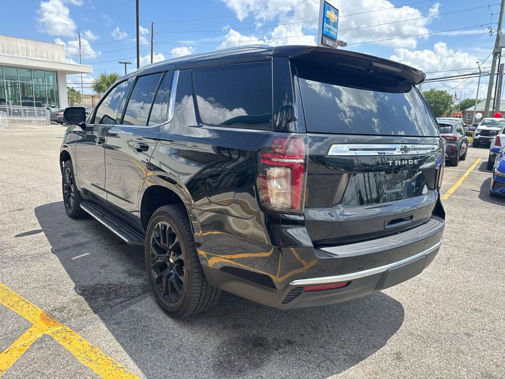 Used 2022 Chevrolet Tahoe LT w/ Luxury Package AWD/4WD image 5