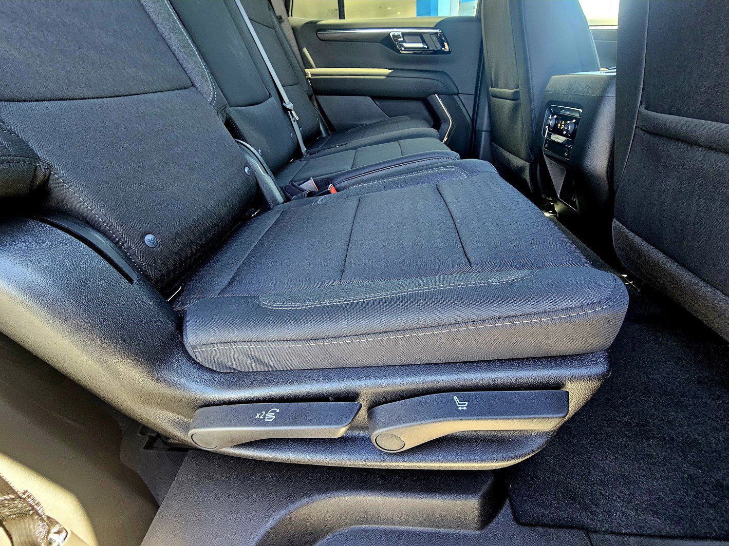 New 2026 Chevrolet Tahoe LS image 9