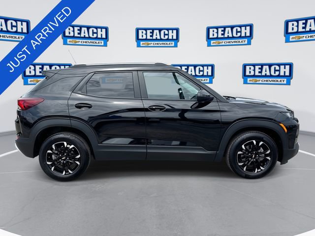 Used 2023 Chevrolet TrailBlazer LT w/ Convenience Package FWD image 9
