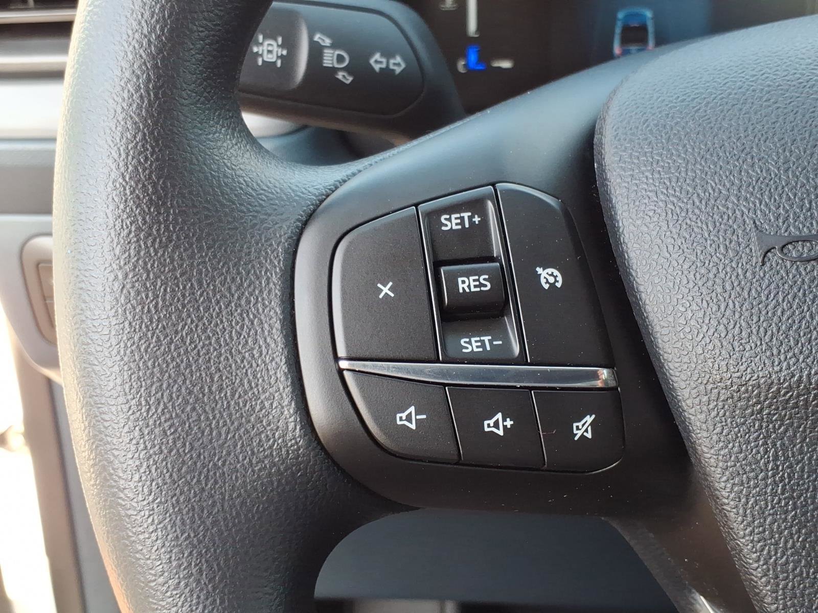 Used 2025 Ford Maverick XL w/ Equipment Group 101A image 23