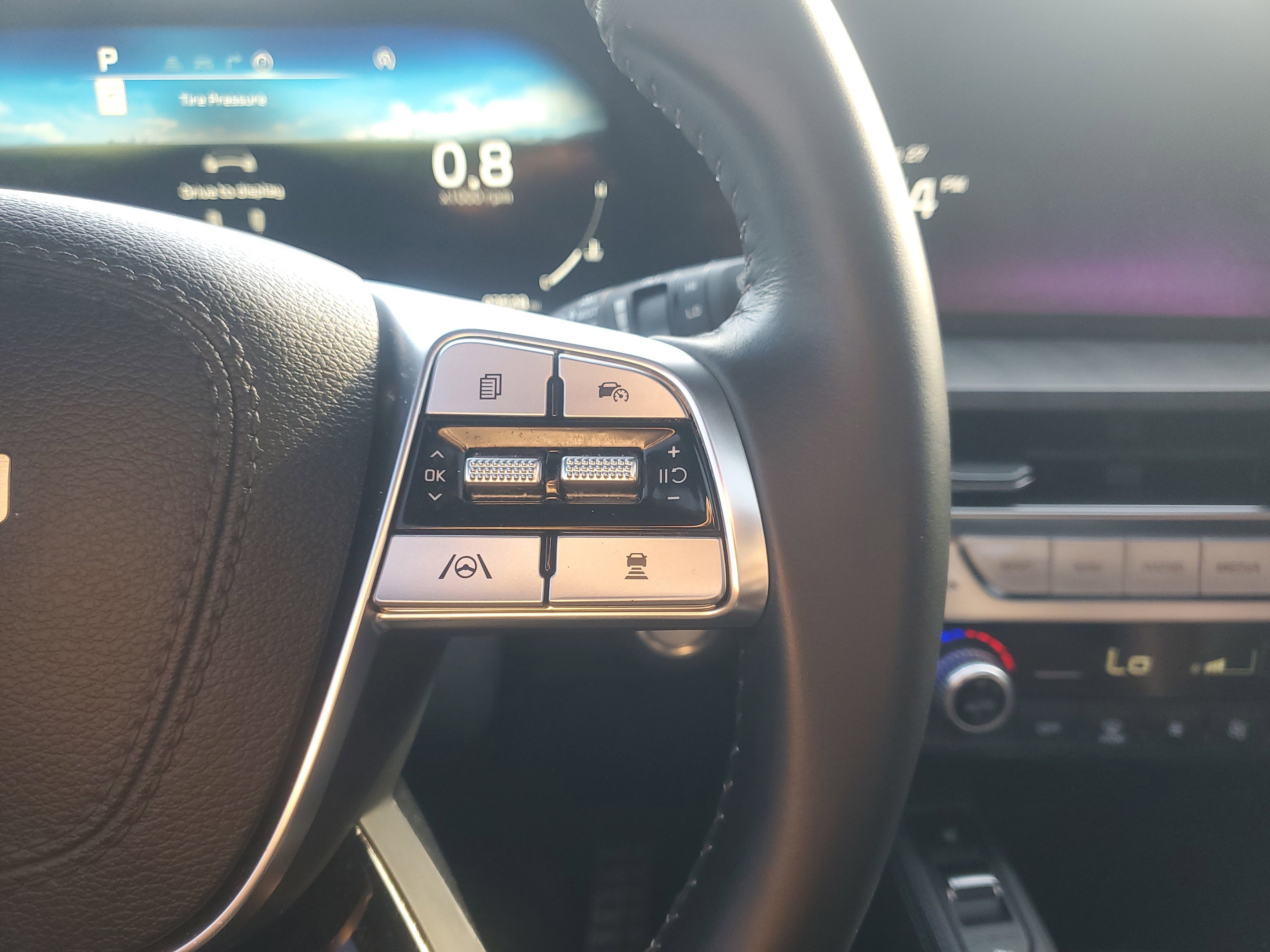 Used 2023 Kia Telluride SX image 28