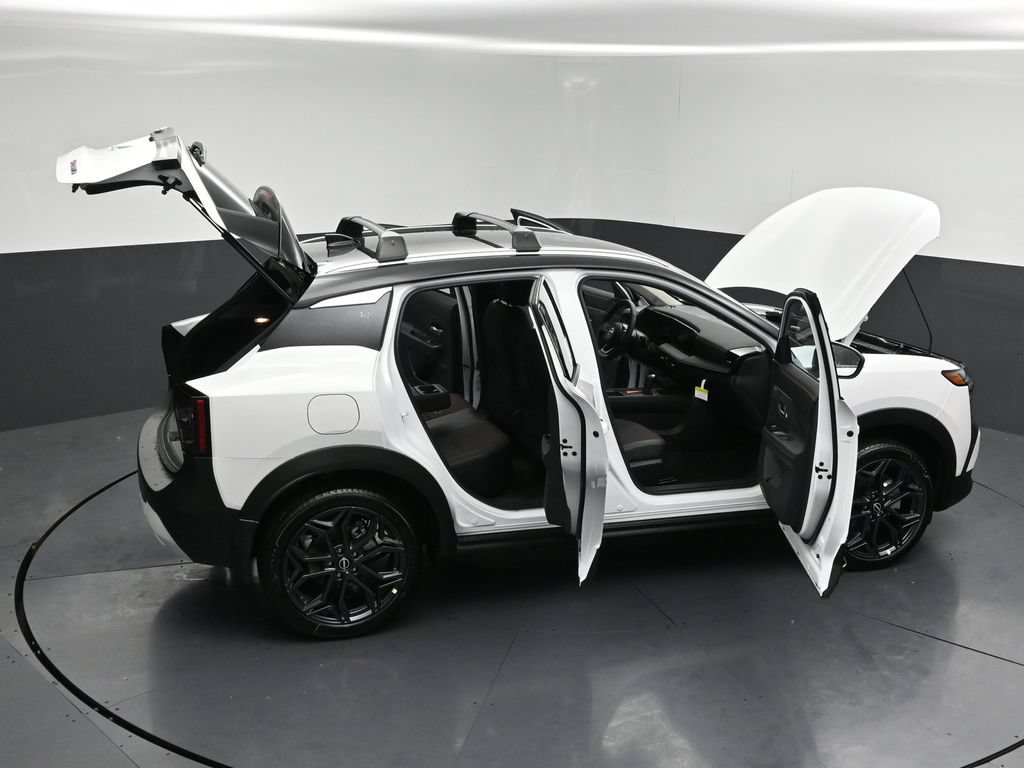 New 2026 Nissan Kicks SR w/ Cold Weather Package AWD/4WD image 31