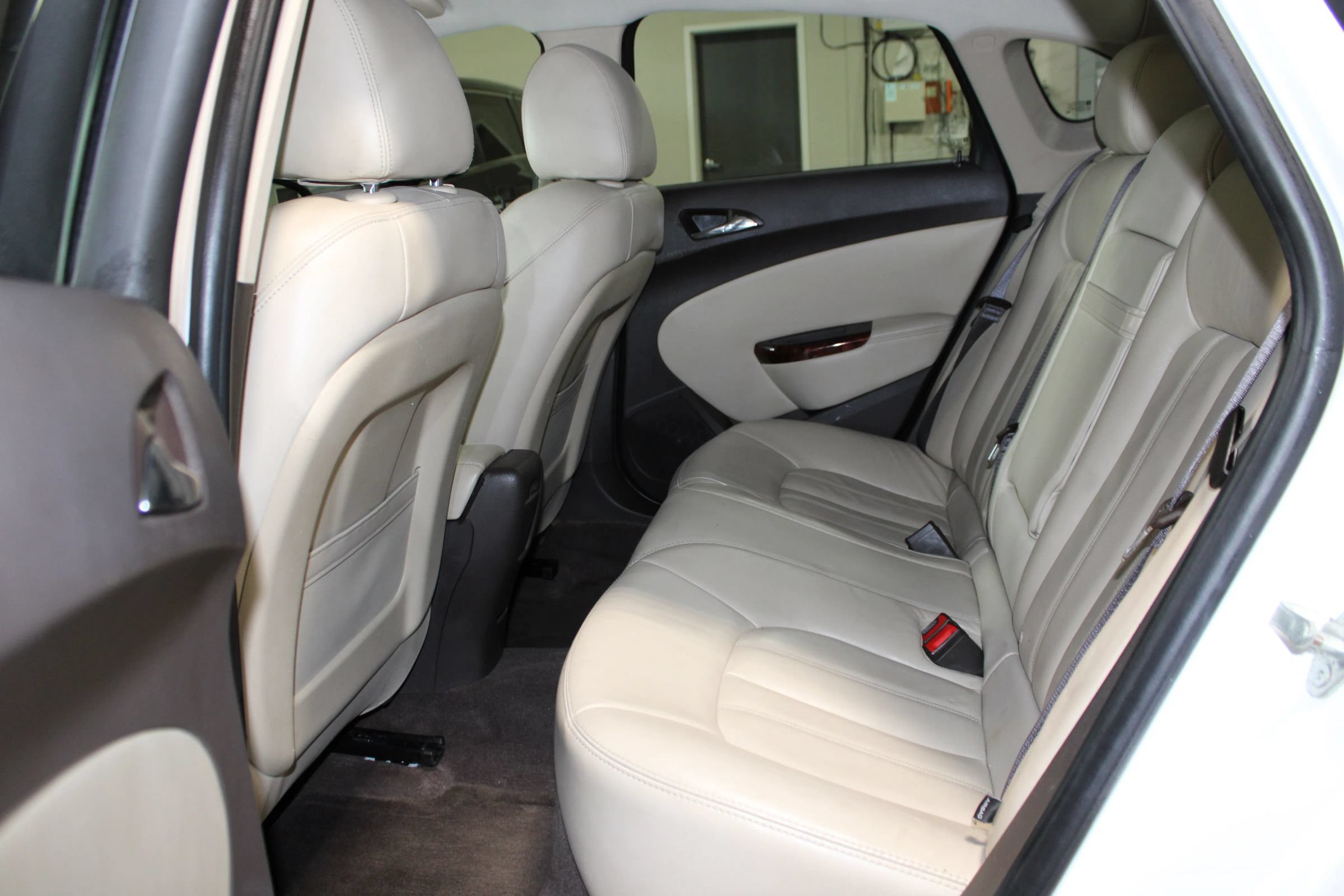 Used 2012 Buick Verano Leather FWD image 22
