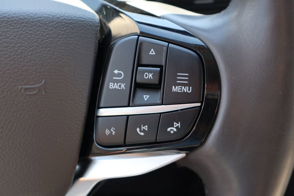 Used 2022 Ford Explorer Platinum w/ Equipment Group 601A AWD/4WD image 7