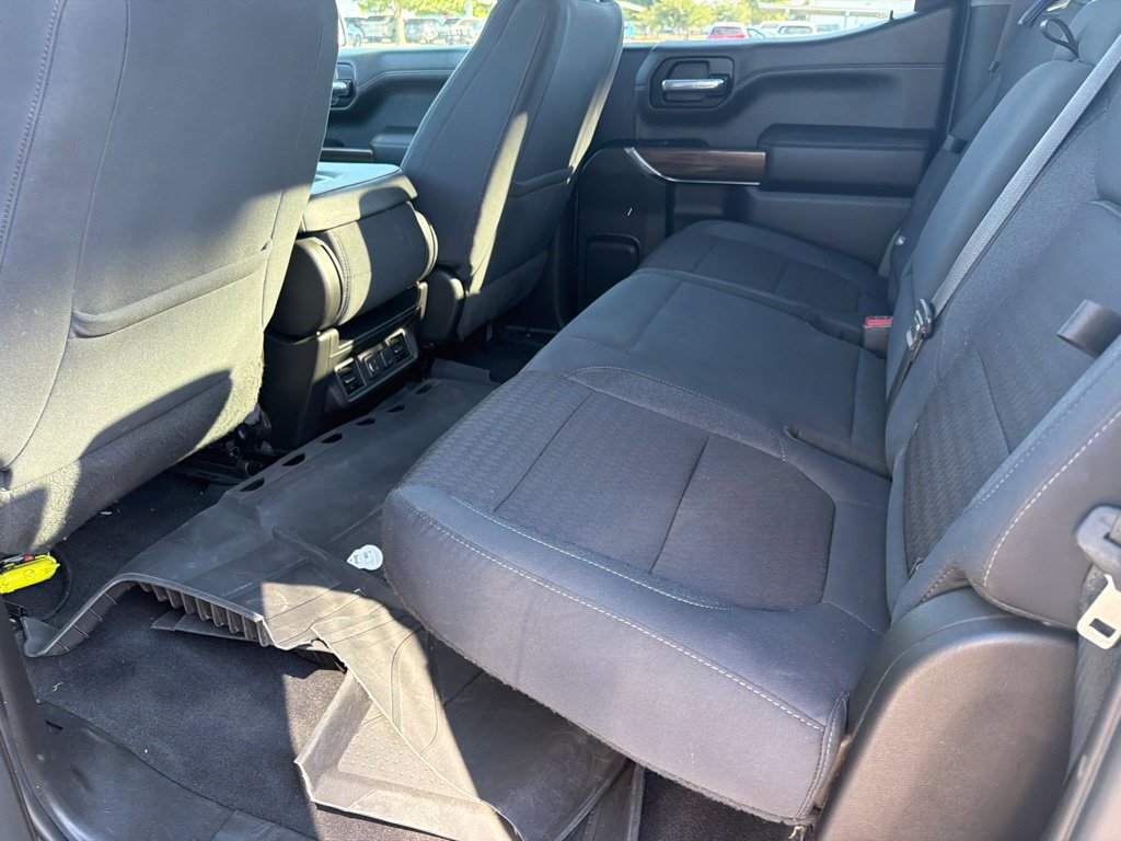 Used 2021 Chevrolet Silverado 1500 RST w/ Redline Edition AWD/4WD image 9