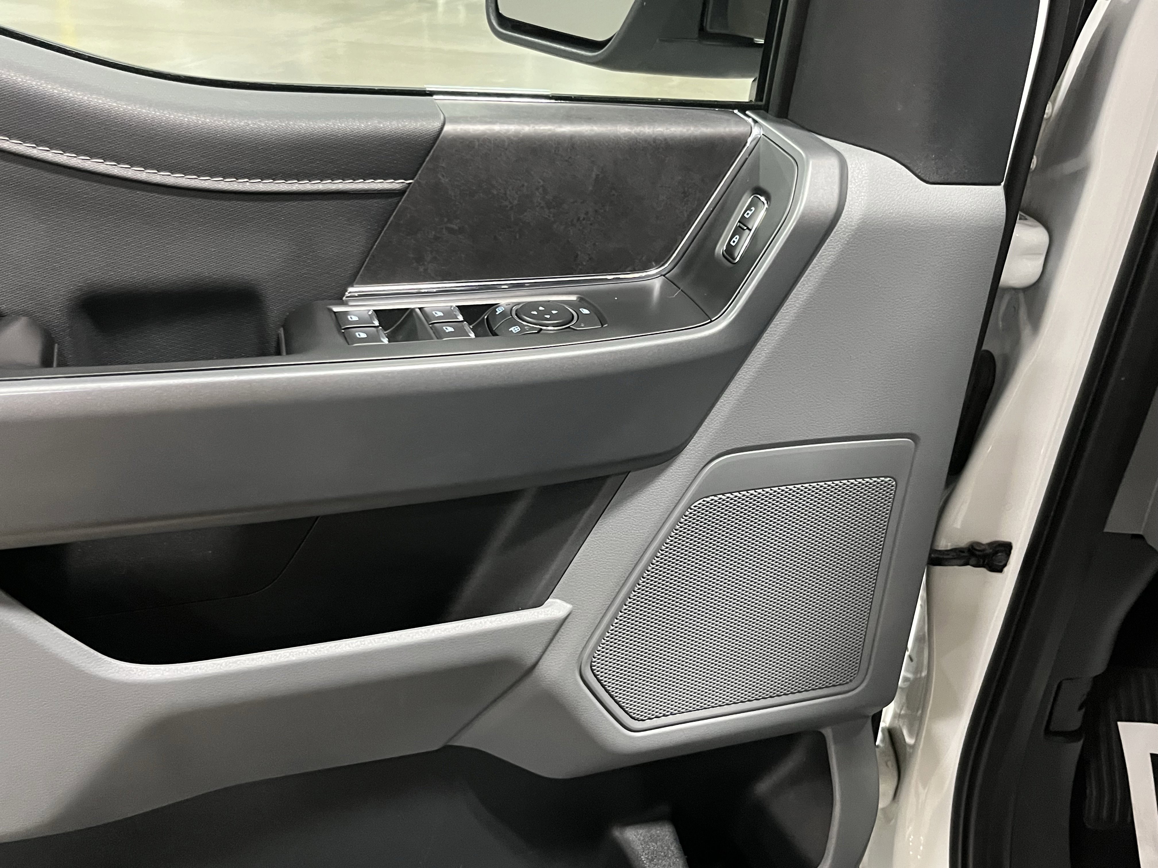 Used 2025 Ford F150 XLT w/ Equipment Group 301A Standard image 18