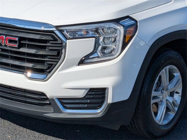 Used 2022 GMC Terrain SLE w/ Driver Convenience Package image 9