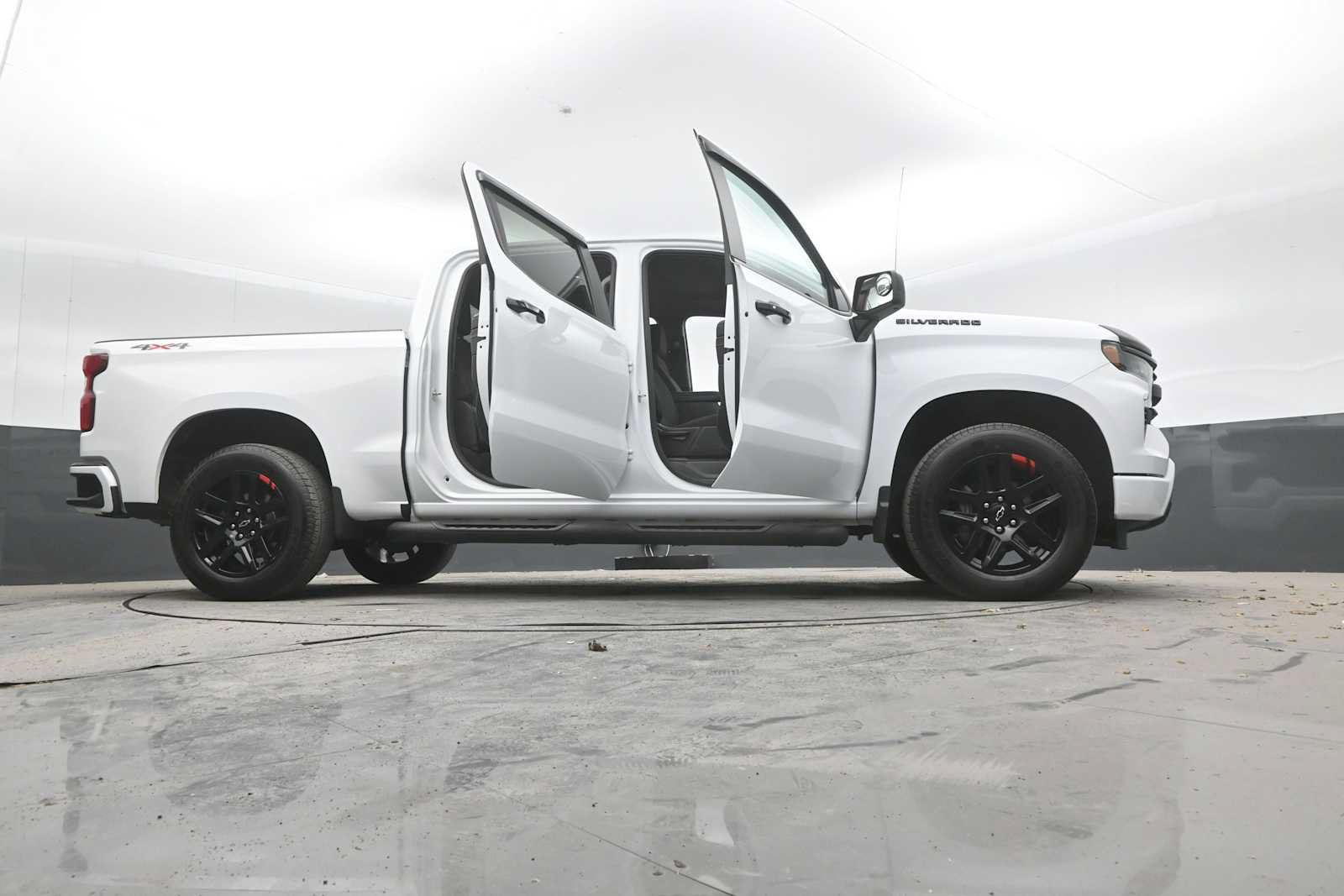 Used 2023 Chevrolet Silverado 1500 RST w/ Redline Edition AWD/4WD image 59