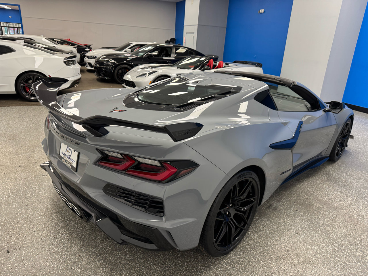 Used 2024 Chevrolet Corvette Z06 w/ Z07 Performance Package image 10