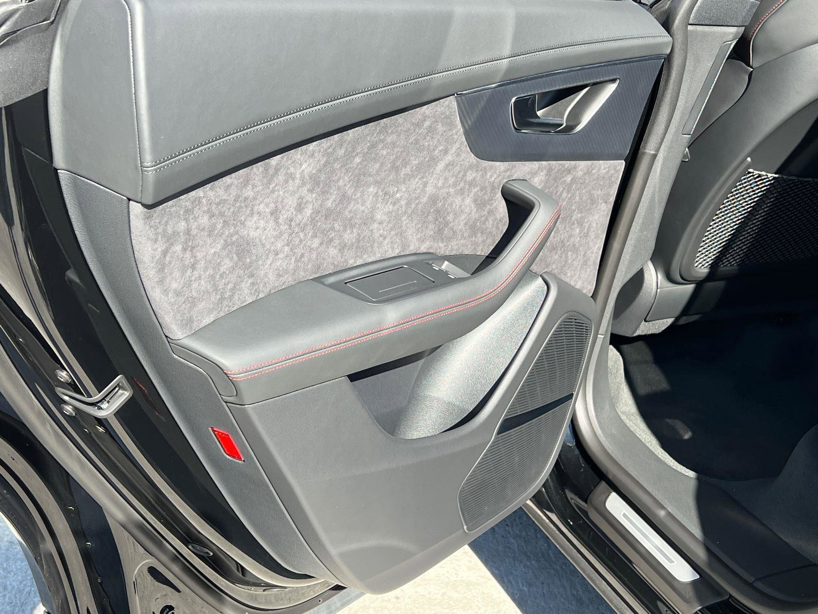 New 2026 Audi Q8 Prestige image 15