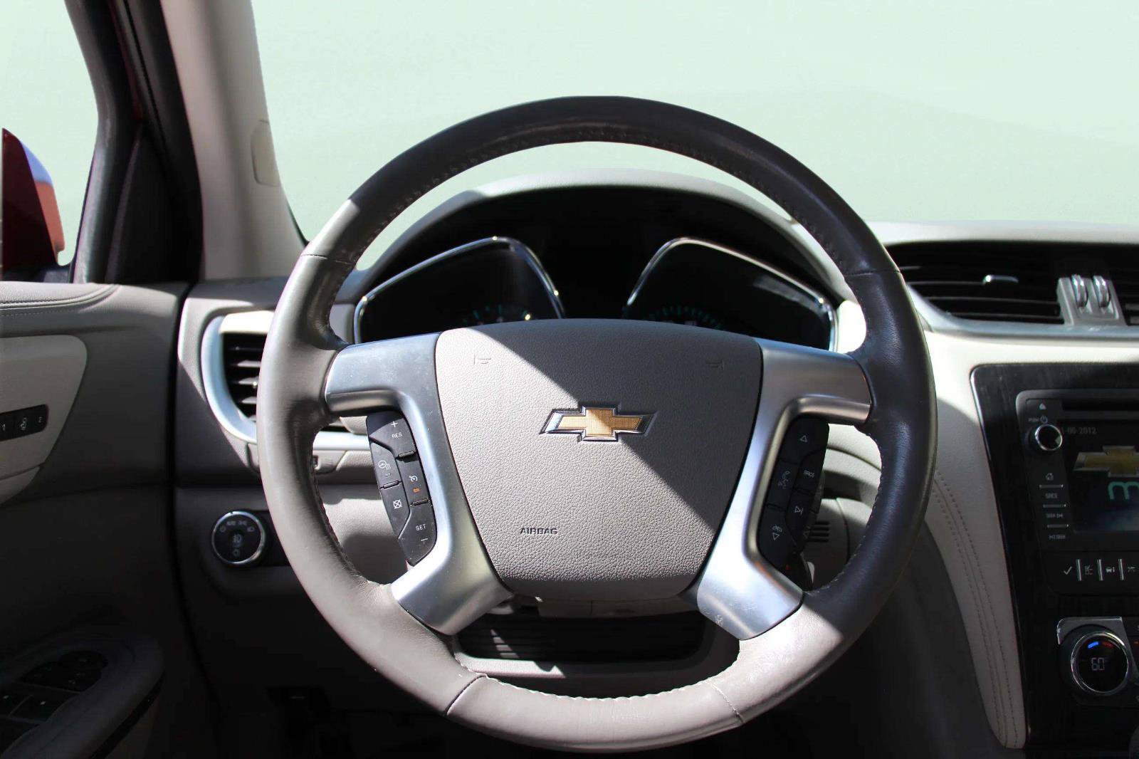 Used 2016 Chevrolet Traverse LTZ AWD/4WD image 15