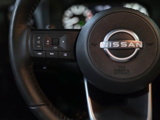 Used 2022 Nissan Rogue SV w/ SV Premium Package image 20