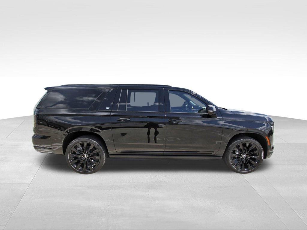 New 2026 Cadillac Escalade ESV Platinum Sport w/ LPO, ONYX Package AWD/4WD image 5