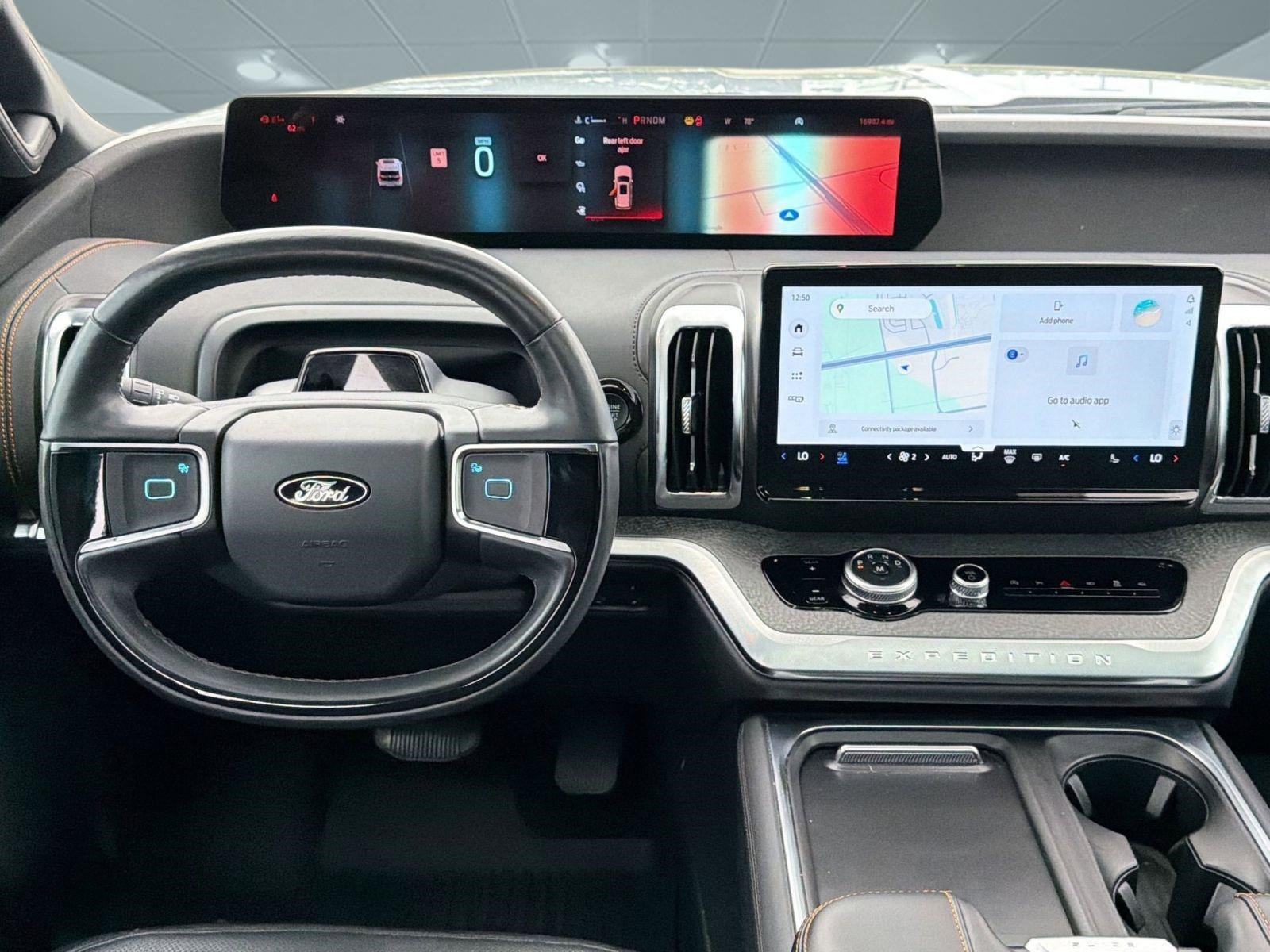 Used 2025 Ford Expedition Tremor AWD/4WD image 29