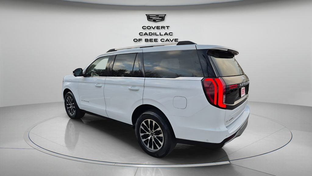 Used 2025 Ford Expedition Platinum image 7
