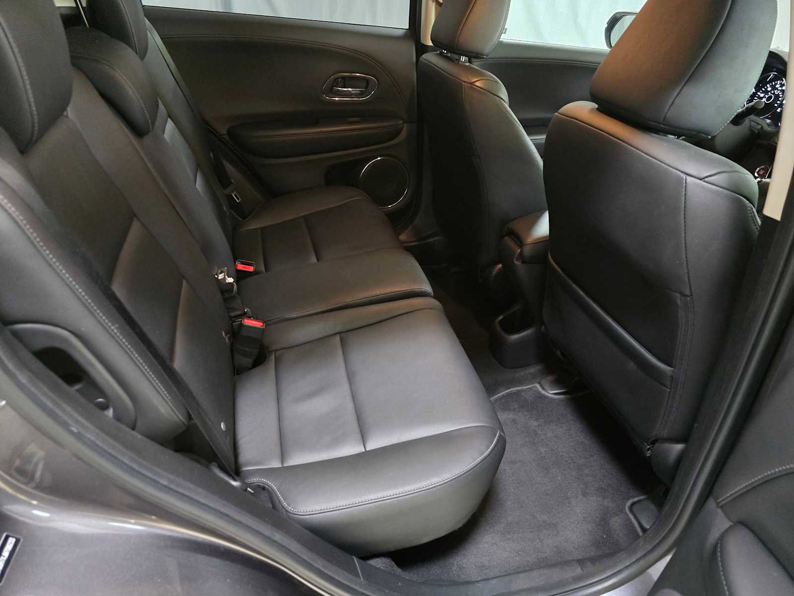 Used 2018 Honda HR-V EX-L image 14