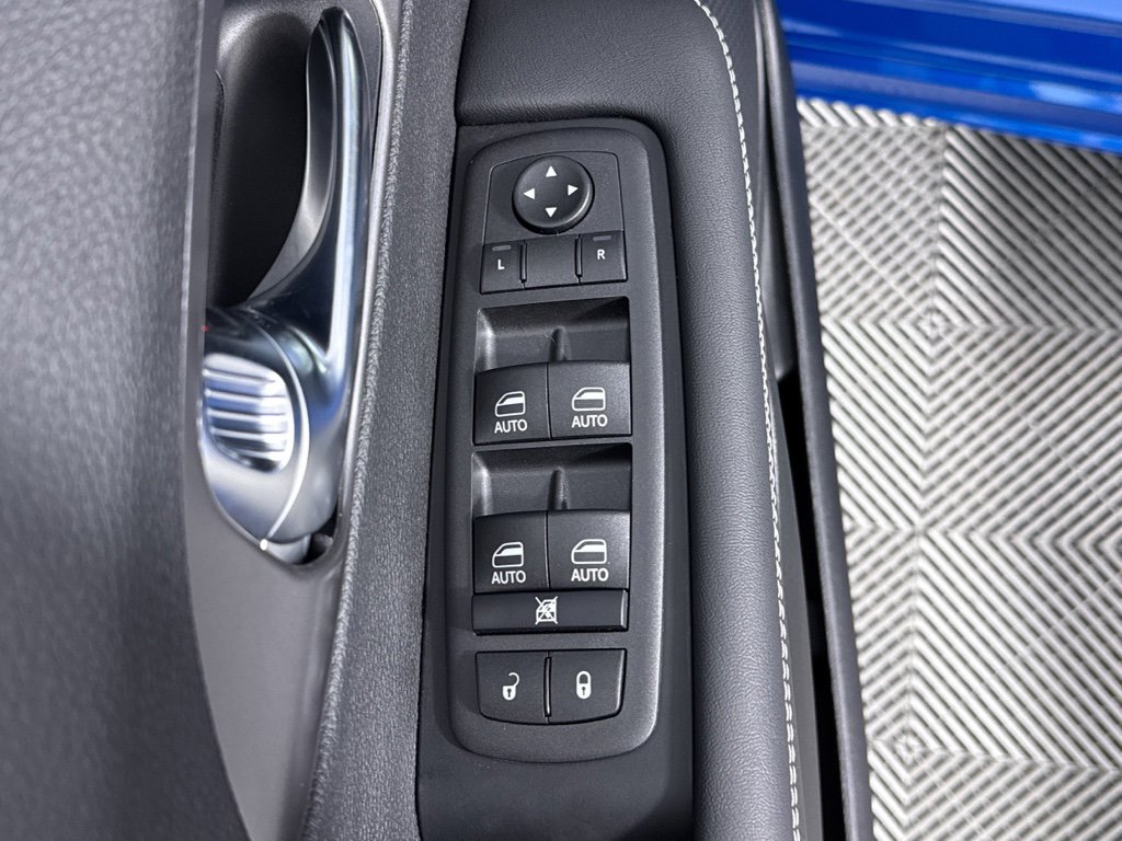 New 2026 Chrysler Pacifica Select w/ S Appearance Package image 27