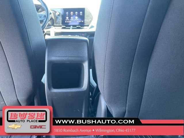 Used 2024 Chevrolet Trax RS FWD image 23